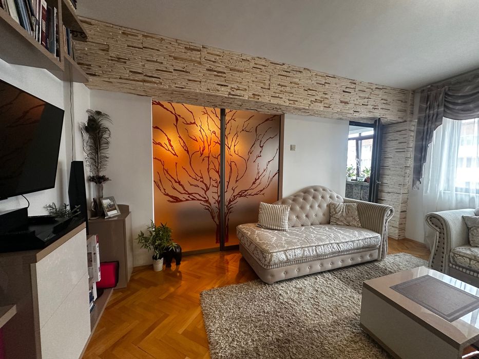 Apartament complet mobilat
