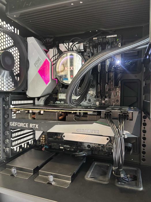 Геймърски компютър Intel Core i9 9900K, RTX 3070 8GB, 32GB ram