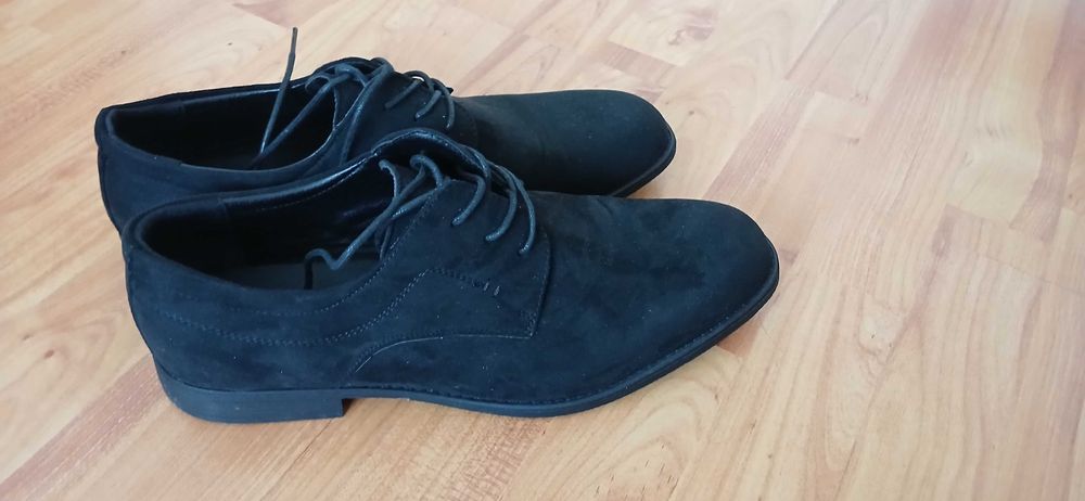 Pantofi barbati purtati 1 ora