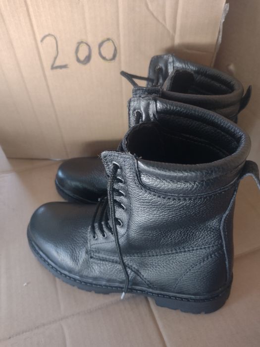 Bocanci militari din piele naturala