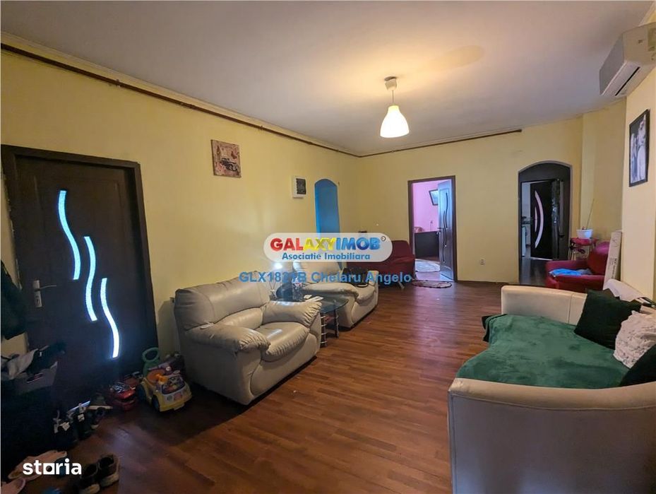 Calea Calarasilor,tot etaj 1 1, supr.util 200 mp,garaj,curte,pod inal