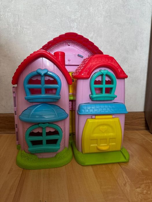 Продам игрушку набор домик