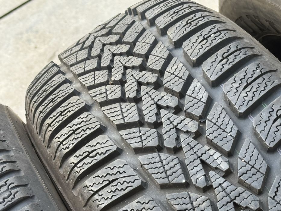 195/65/R15 Dunlop Winter Response 4бр зимни