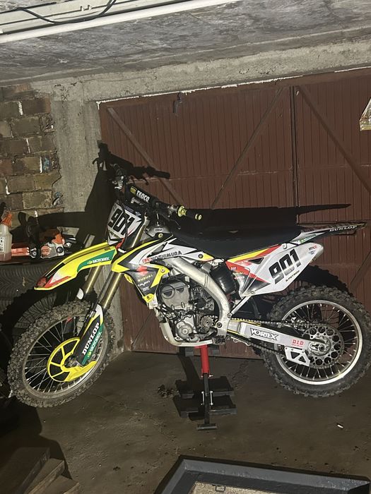 Продавам suzuki rmz250