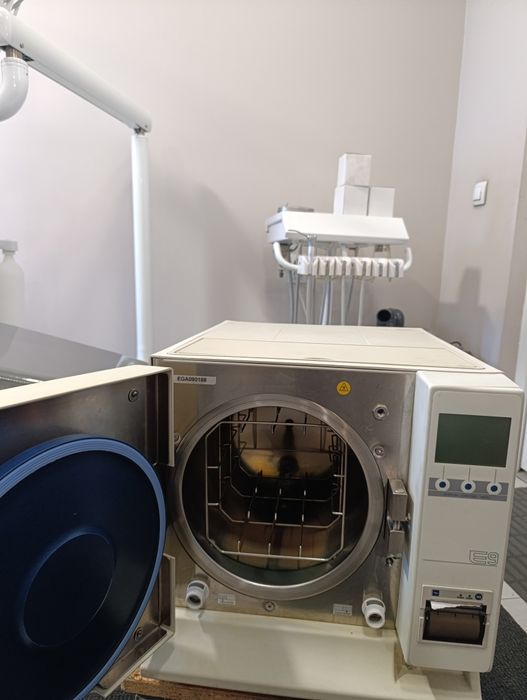 Автоклав Euronda 18L Class B
Уредът е в много доб