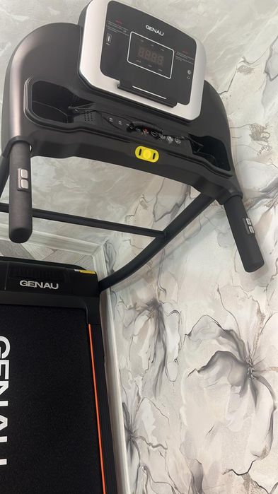 Продам беговую дорожку