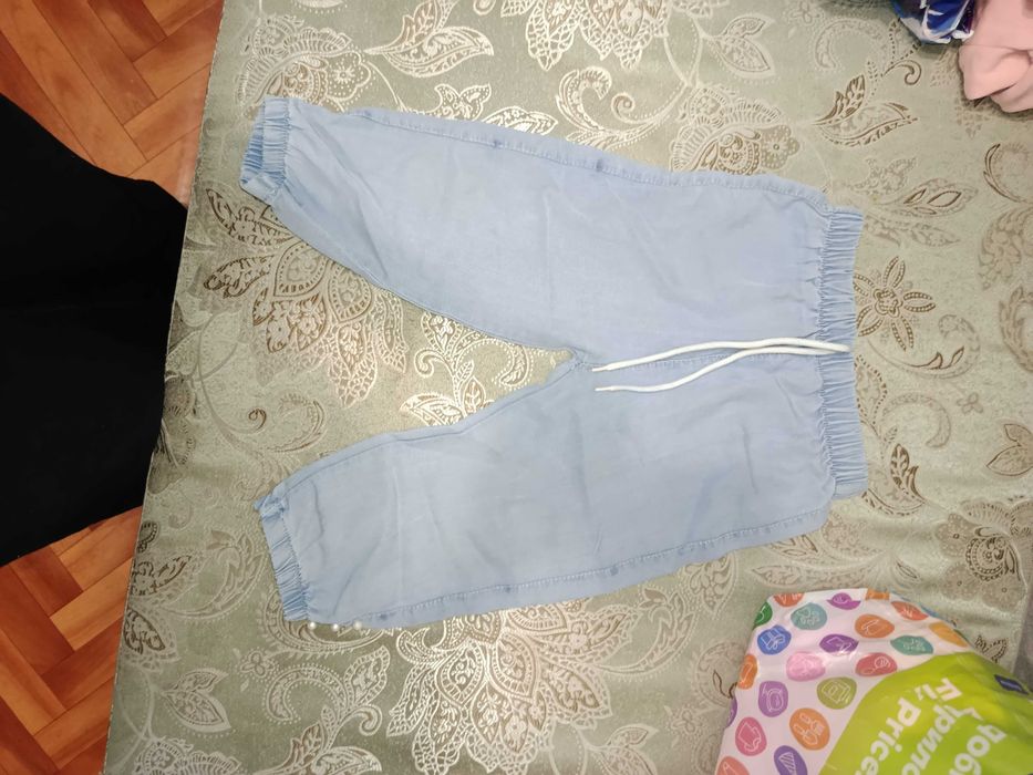 Продам детские вещи