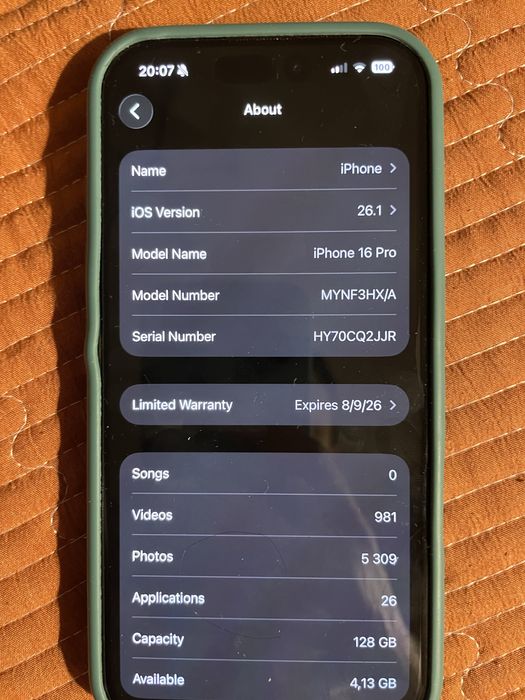 Iphone 16 Pro, 100% батарея