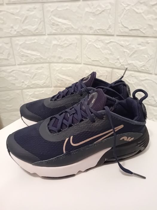 Найк 35 номер Nike