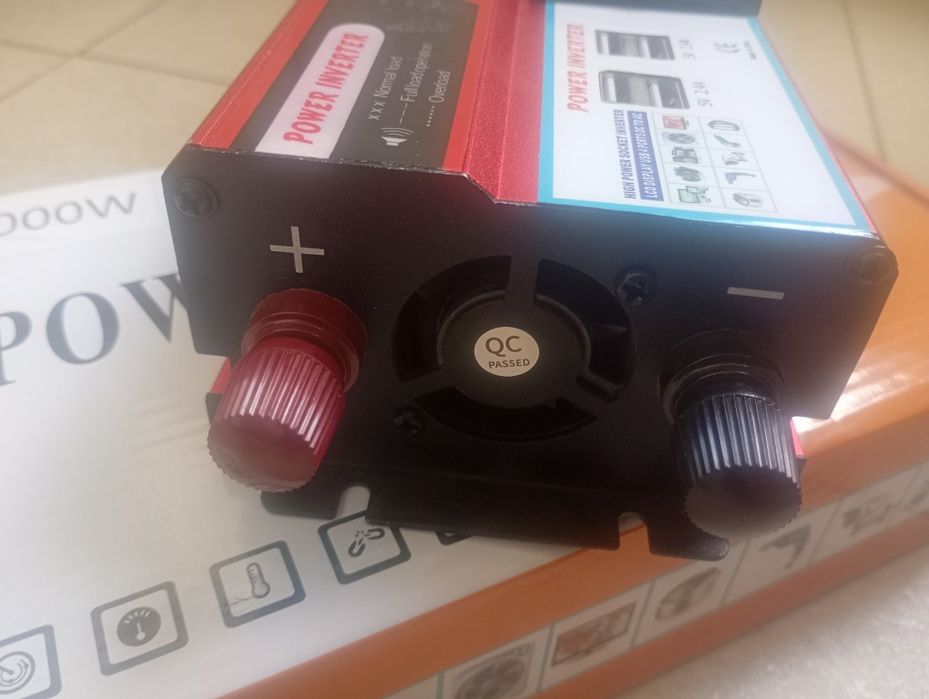 Invertor tensiune  auto