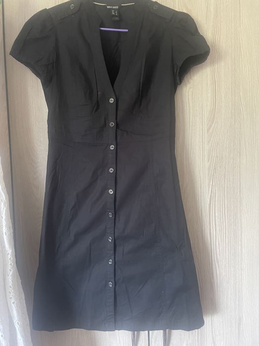 Платье чёрное короткое Mango