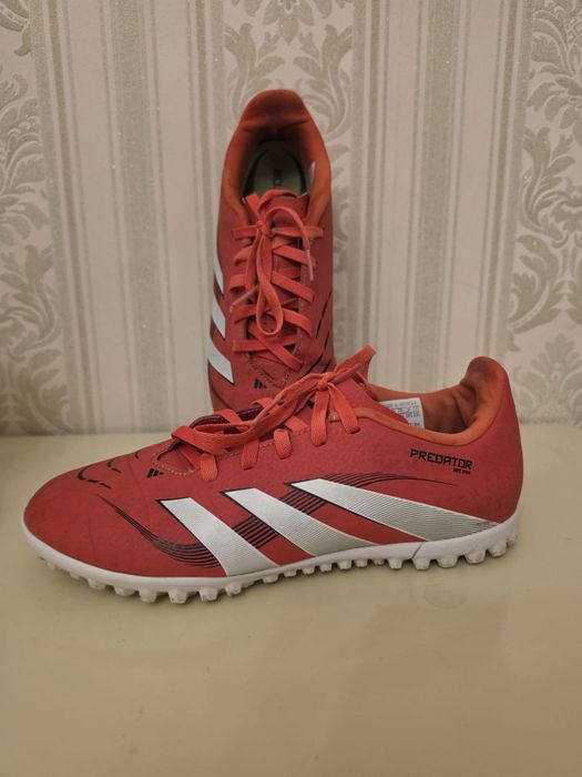 Adidas predator
