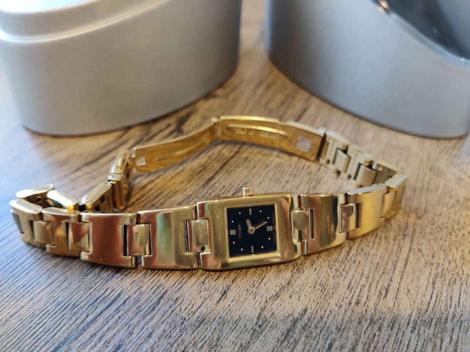 Дамски часовник CITIZEN