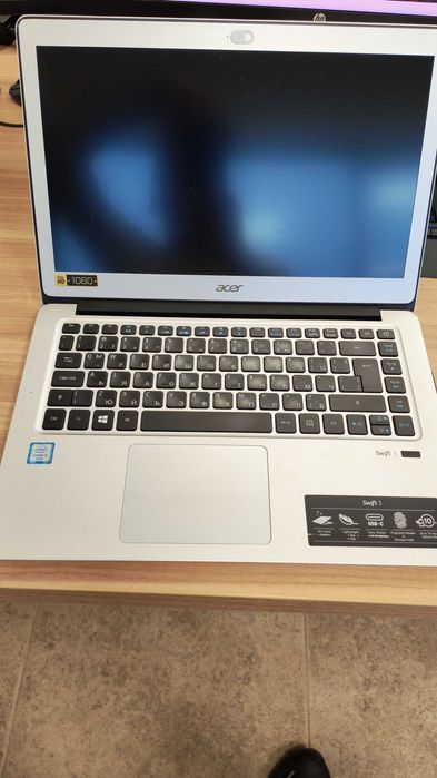Продавам лаптоп Аcer swift SF314
