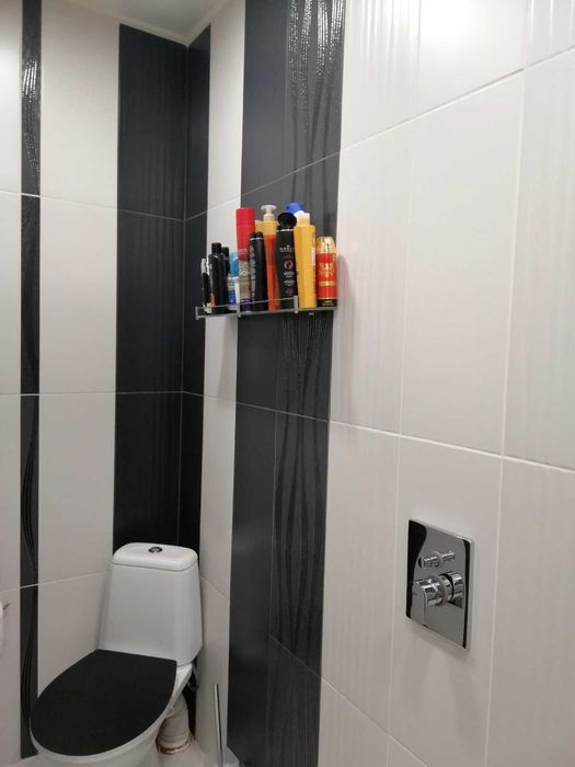 Продава напълно обзаведена гарсониера в ж.к. Изток