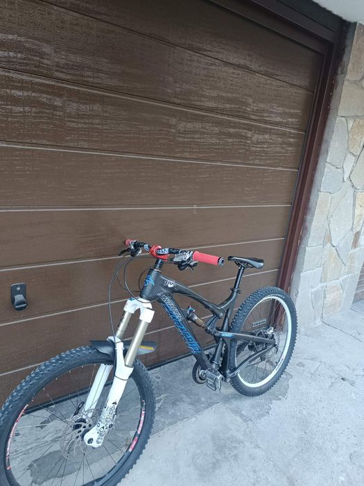 Santa Cruz nomad cc изцяло карбон