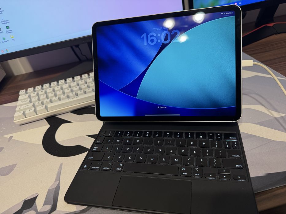 Ipad Pro 2nd Gen + Tastatura Magic Apple,256Gb