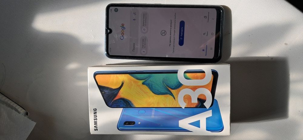 Самсунг А30 телефон