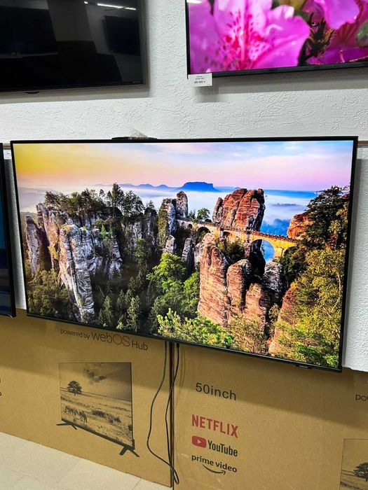 Телевизор Samsung UE50AU8000