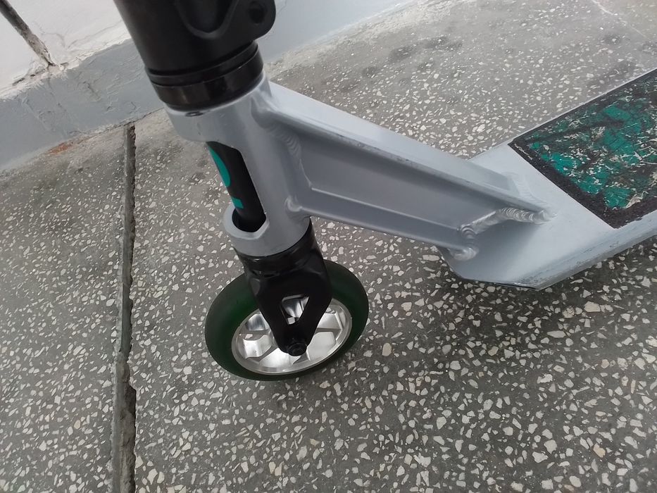 Trotineta freestyle oxelo scuters