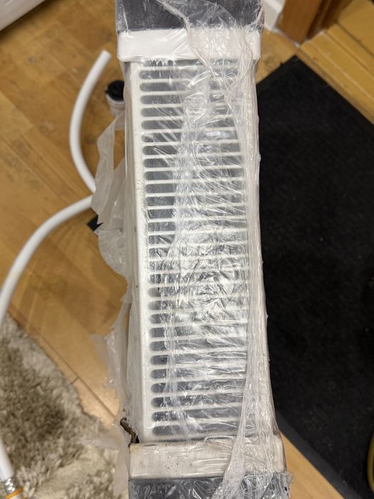 Продам новый радиатор oasis pro 500х400