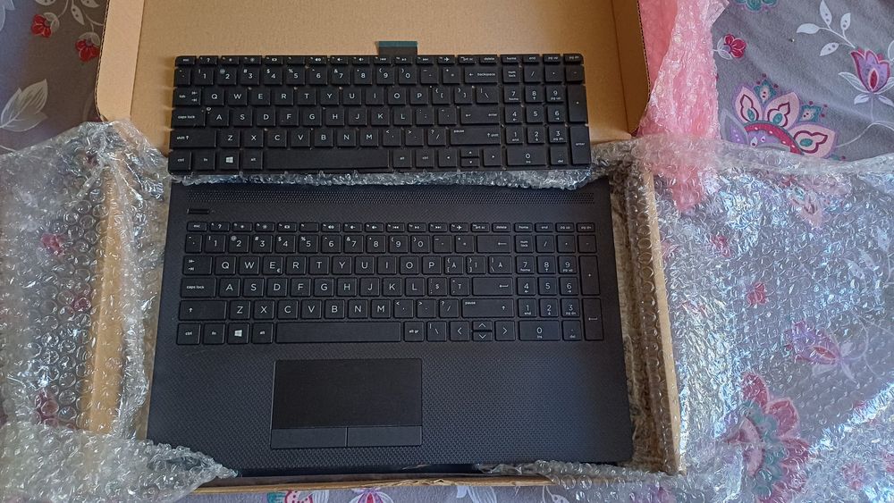 Vand 2 tastaturi laptop hp