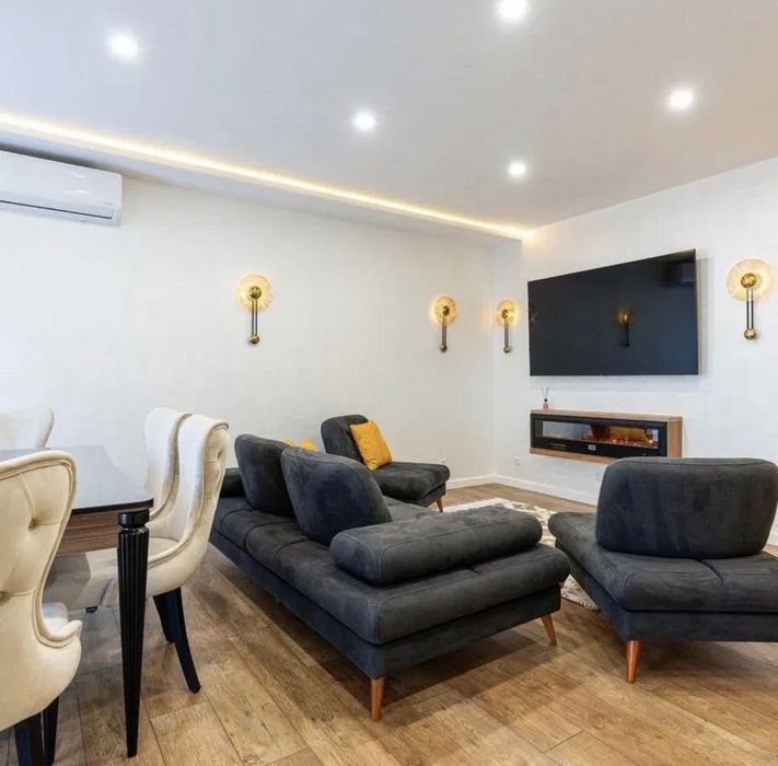 Ц-4 Сдаётся 3х комнатная вв квартира на Алайский базаре,