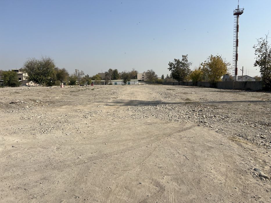 Арендага ер берамиз. Аэропорт ёнида 1.5 gektar yoki 1 gektar