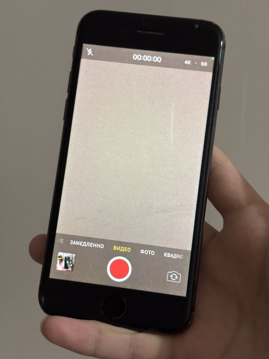 iPhone 8, в хорошем состоянии