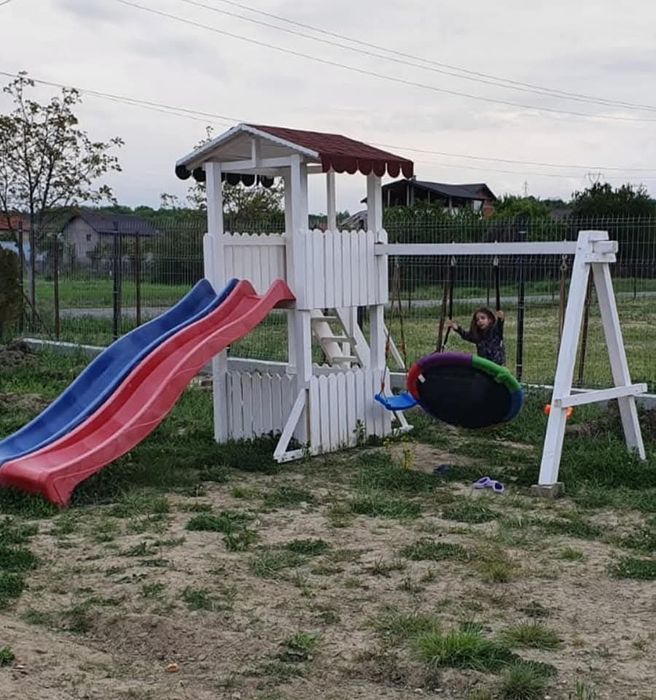 Executam la comanda locuri de joaca pentru copii.