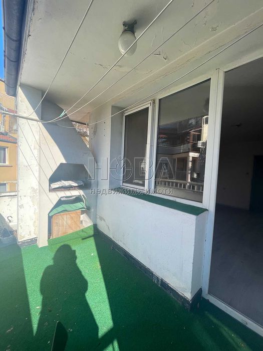 Продава се Двустаен апартамент в Русе, Център - 76 кв.м за 1053 €/кв.м - Снимка #5