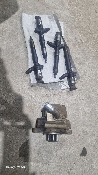 Хайлукс дизель парсунка раб. Гур насос раб сатылады