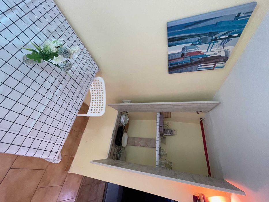 Дава се под наем Едностаен апартамент в Варна, Общината - 30 кв.м за 265.2 € - Снимка #1