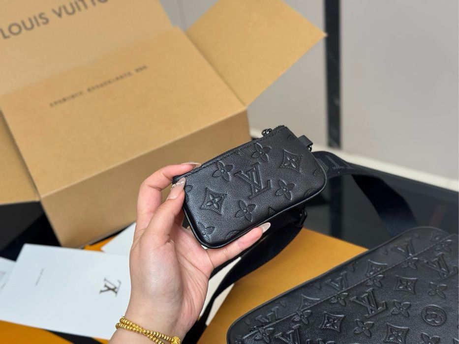 Барсетка Louis Vuitton LV