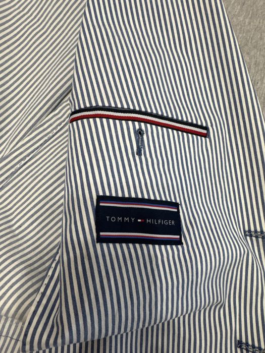 Sacou Tommy Hilfiger.