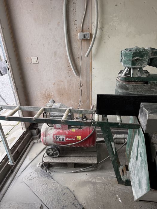 Masina slefuit cant bizot marmura si granit