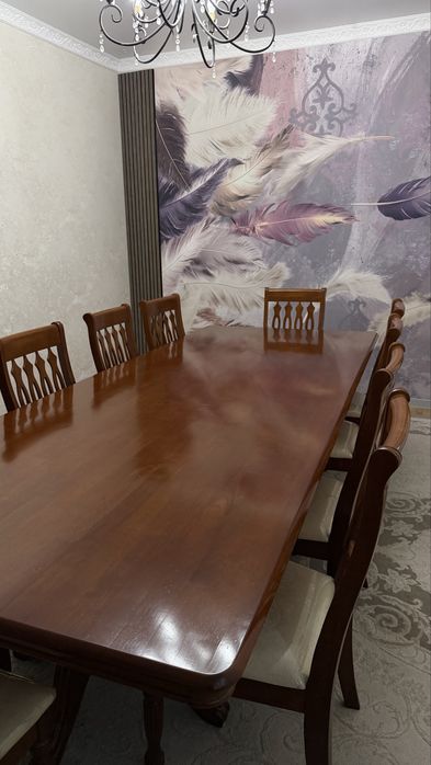 Продам стол + 12 стульев