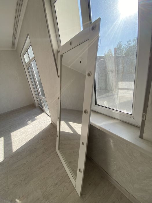 Продается зеркало