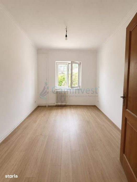 Casa de vanzare in Oradea, Cantemir, front la 2 strazi Gaminvest V4614
