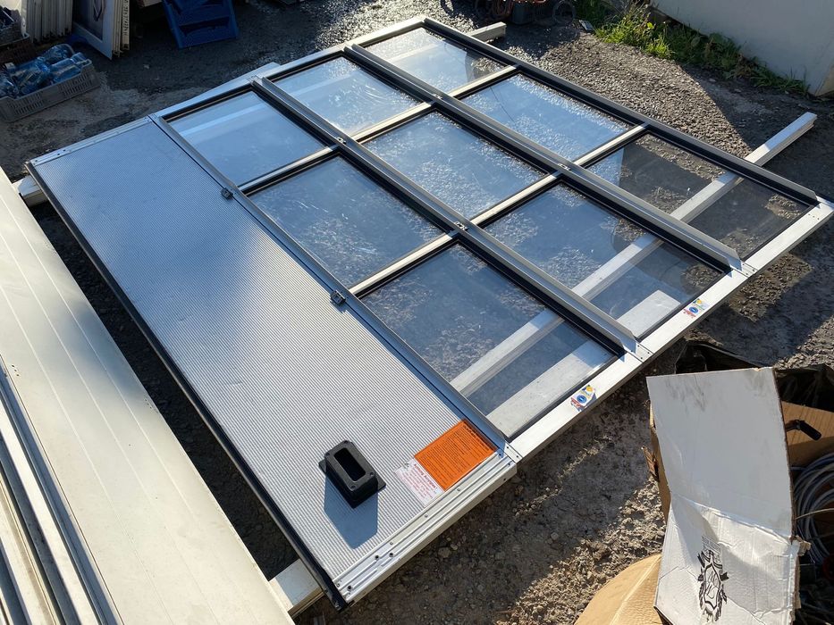 USA SECTIONALA INDUSTRIALA poarta hala garaj H 250 x L 273 Garantie