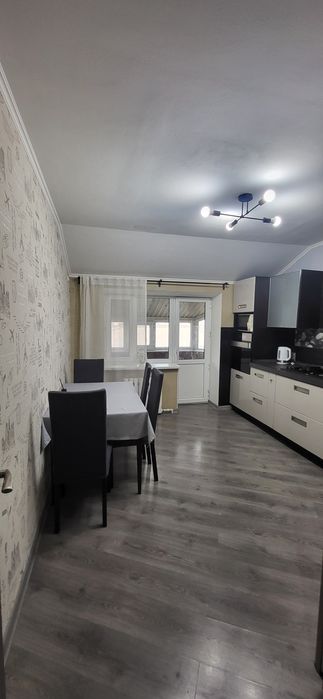 Продаётся 2-комн квартира