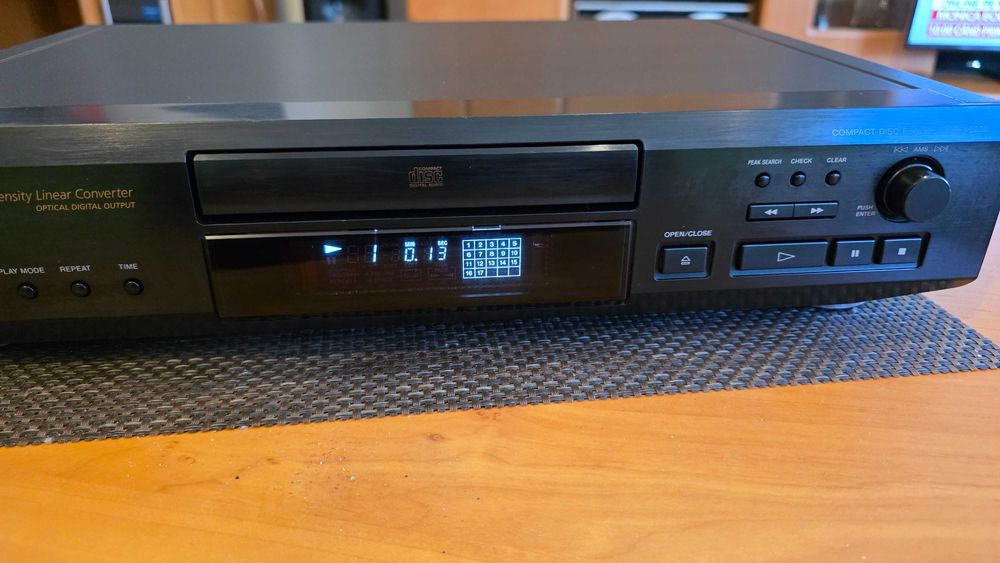 CD player Sony CDP-XE220