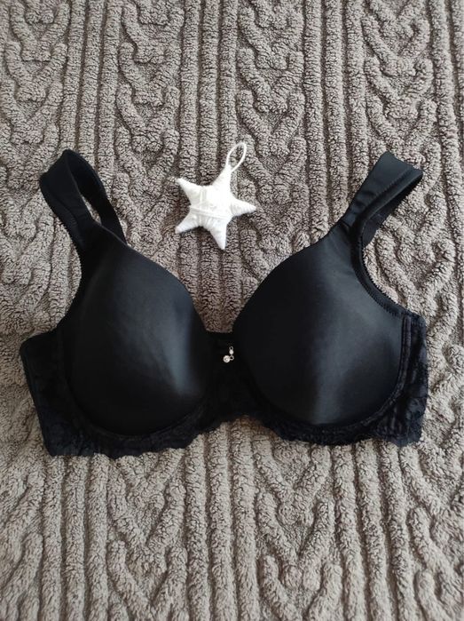 Lot haine M + sutien bonprix 90 D