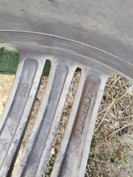 Продавам джанти със зимни гуми. 235/35/19  5/112 /57.1