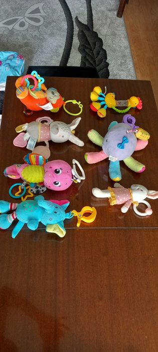 Бебешки играчки за количка