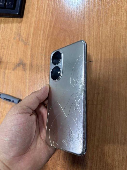 Huawei p50e sotiladi