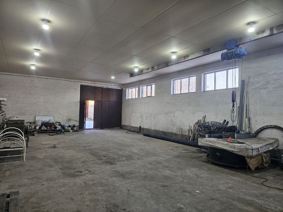 Arenda Erkinda ZangioOtada 200kv sklad  qsa boladi 15kv