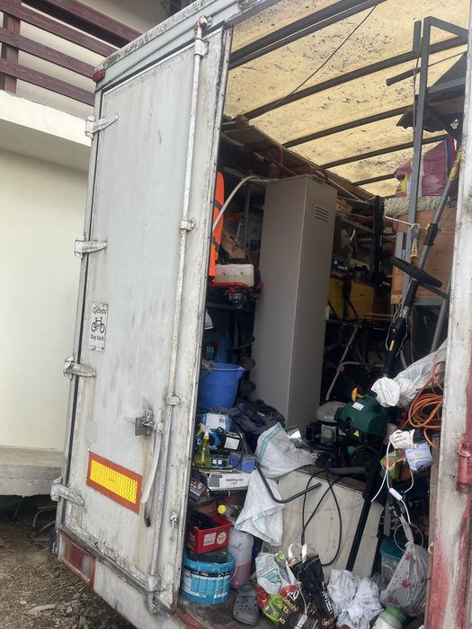 Camion apicol 7 tone imatriculat volan dreapta