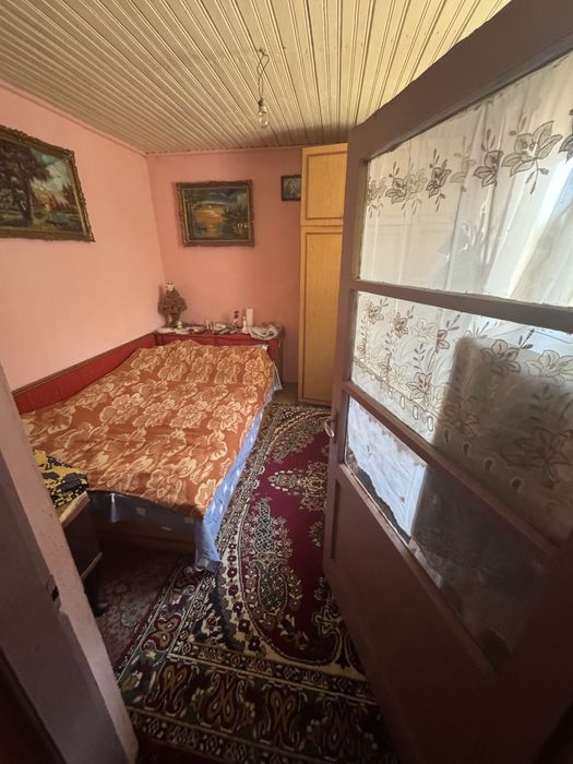 Casă calugareni sat hulubesti