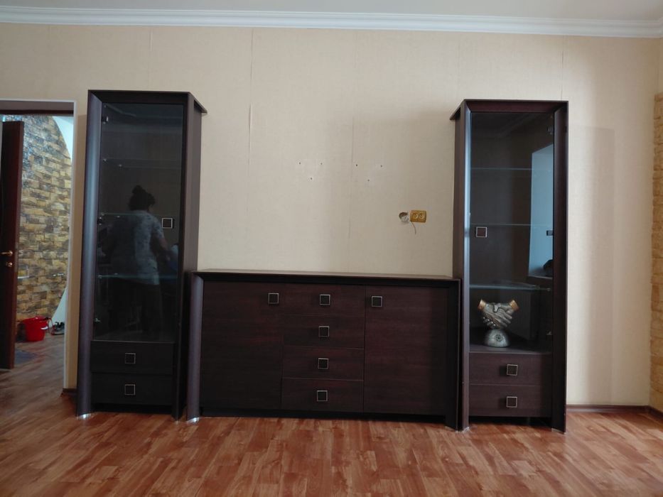 Продается сервант для зала